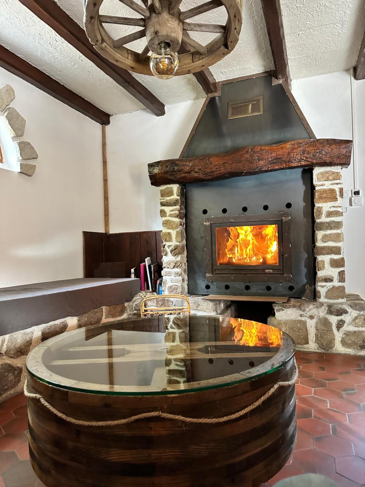 Au Coeur Du Vignoble Cognacais Βίλα Gondeville Εξωτερικό φωτογραφία